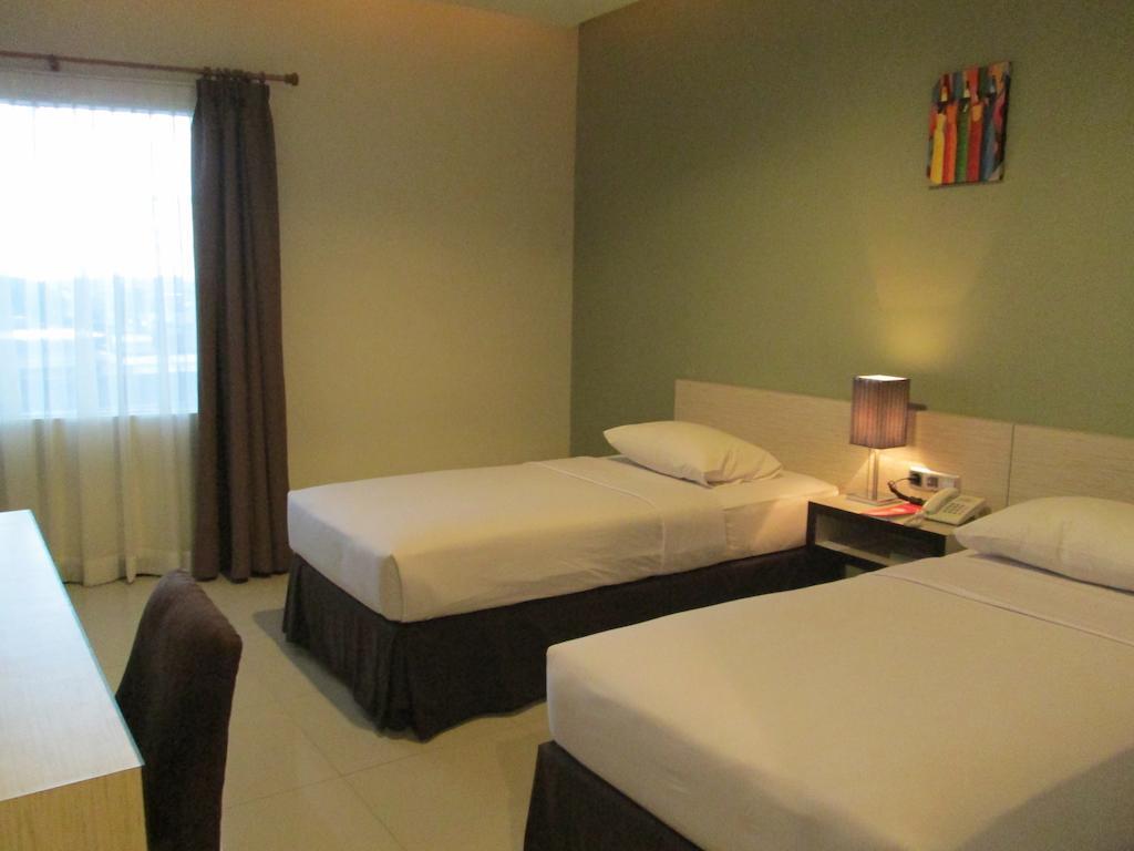 N3 Hotel Cakarta Oda fotoğraf