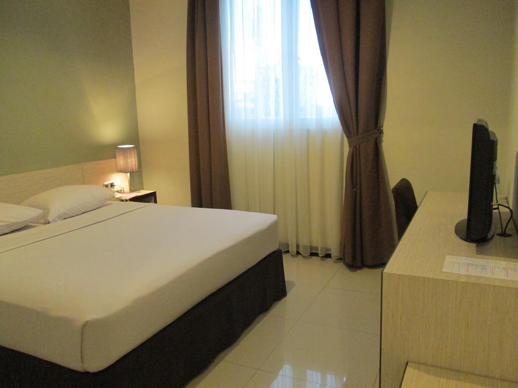 N3 Hotel Cakarta Oda fotoğraf