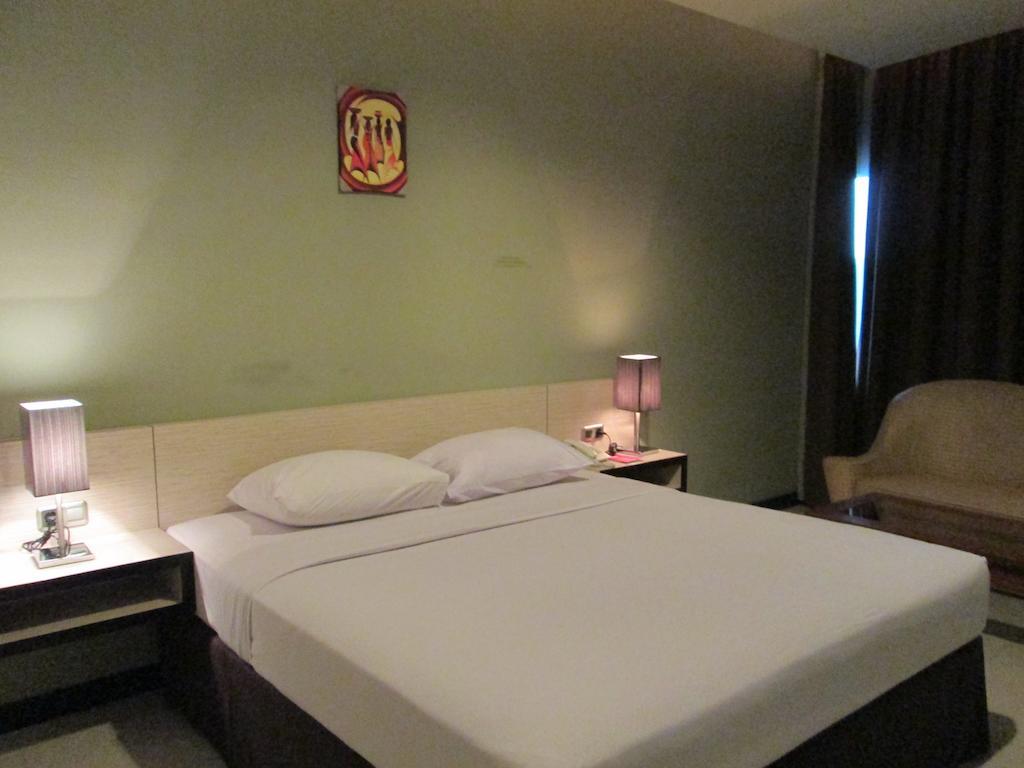 N3 Hotel Cakarta Oda fotoğraf